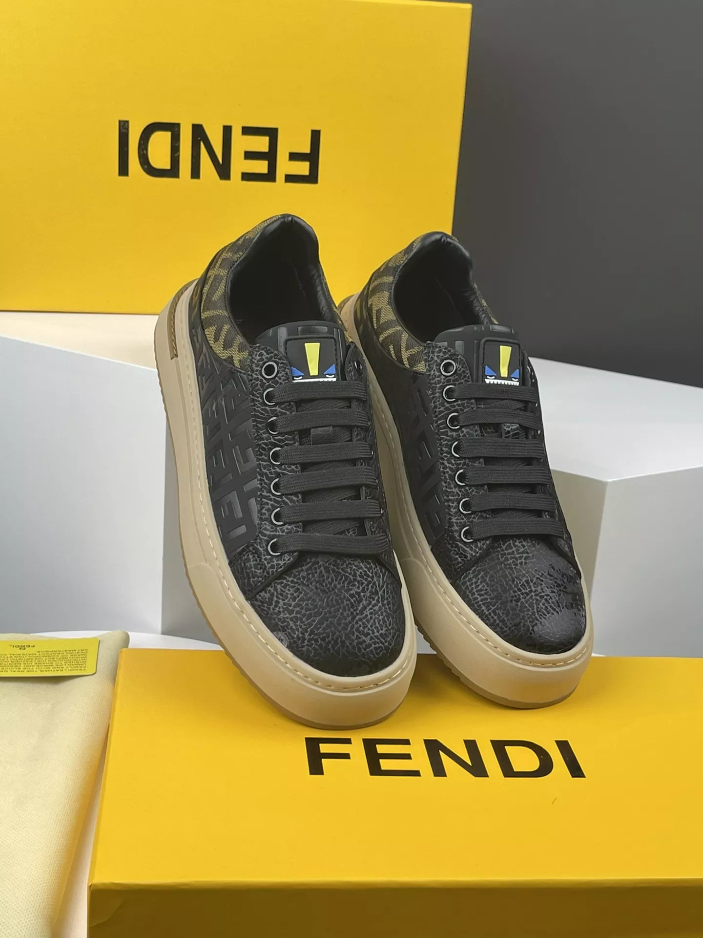 fendi decontractees chaussures pour homme s_12743224